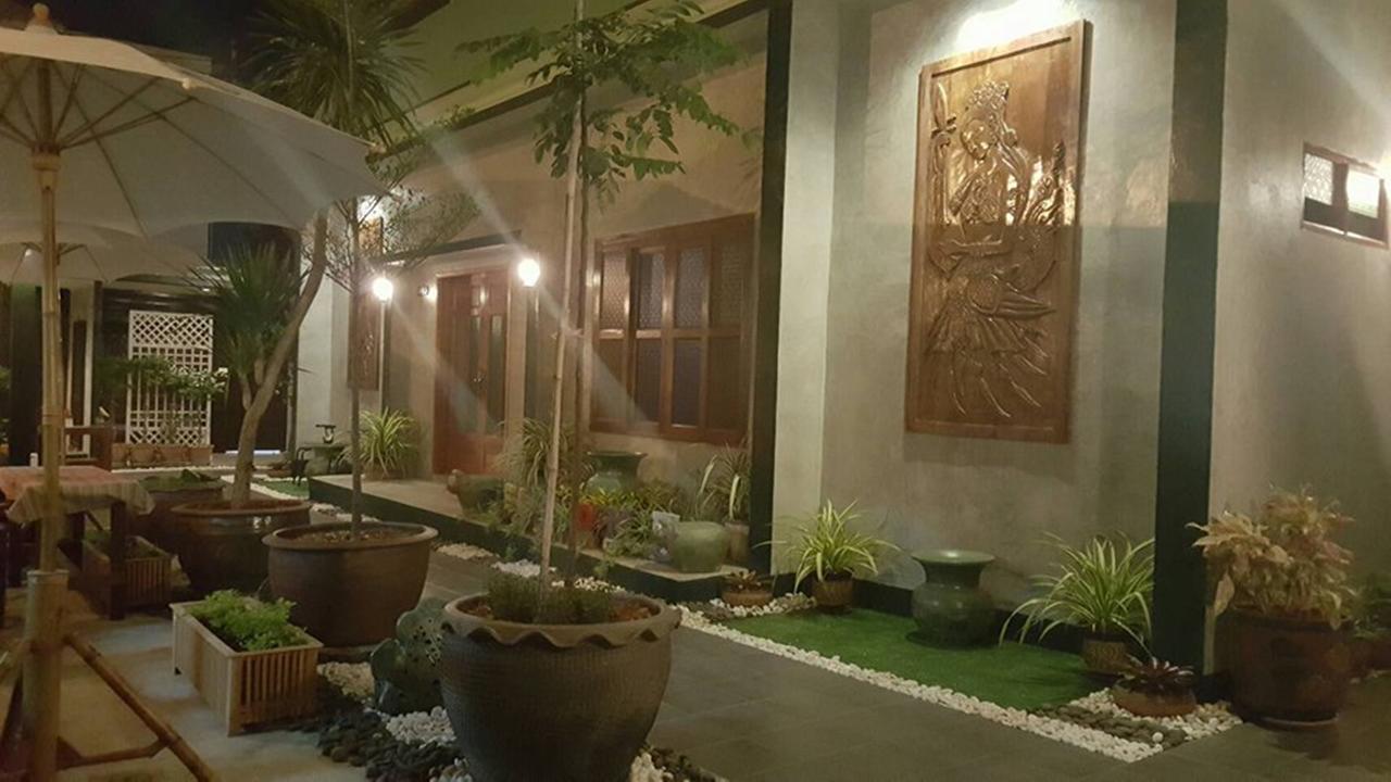 Pk Hostel Ayutthaya Eksteriør billede