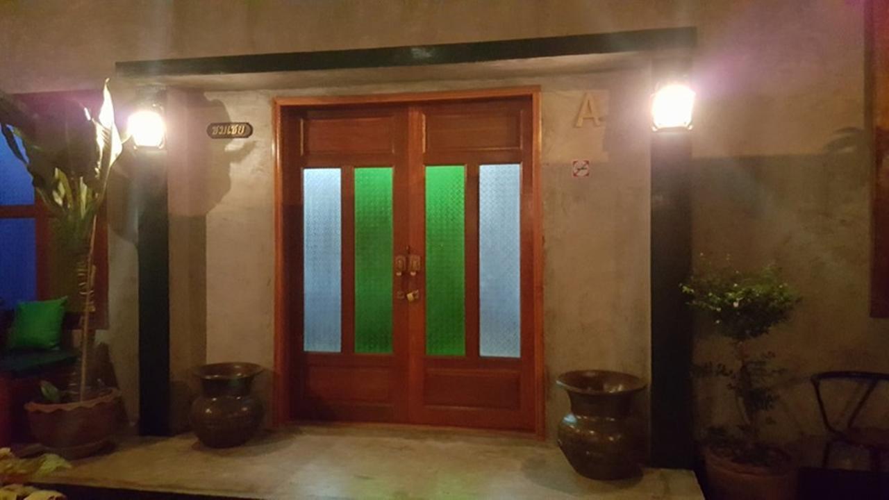 Pk Hostel Ayutthaya Eksteriør billede