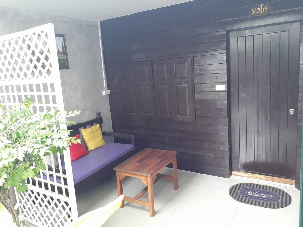Pk Hostel Ayutthaya Eksteriør billede
