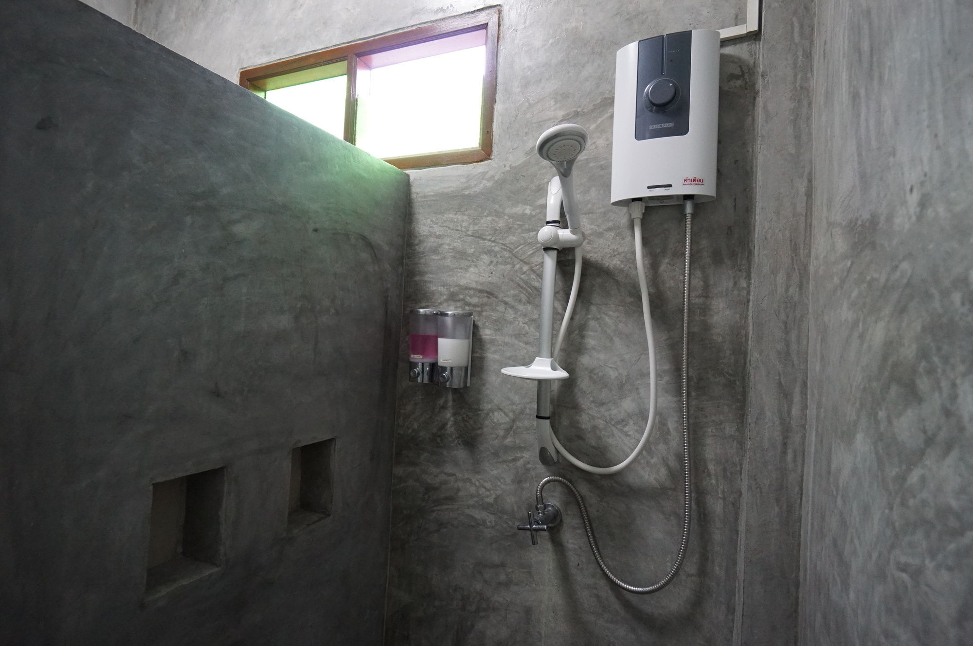 Pk Hostel Ayutthaya Eksteriør billede