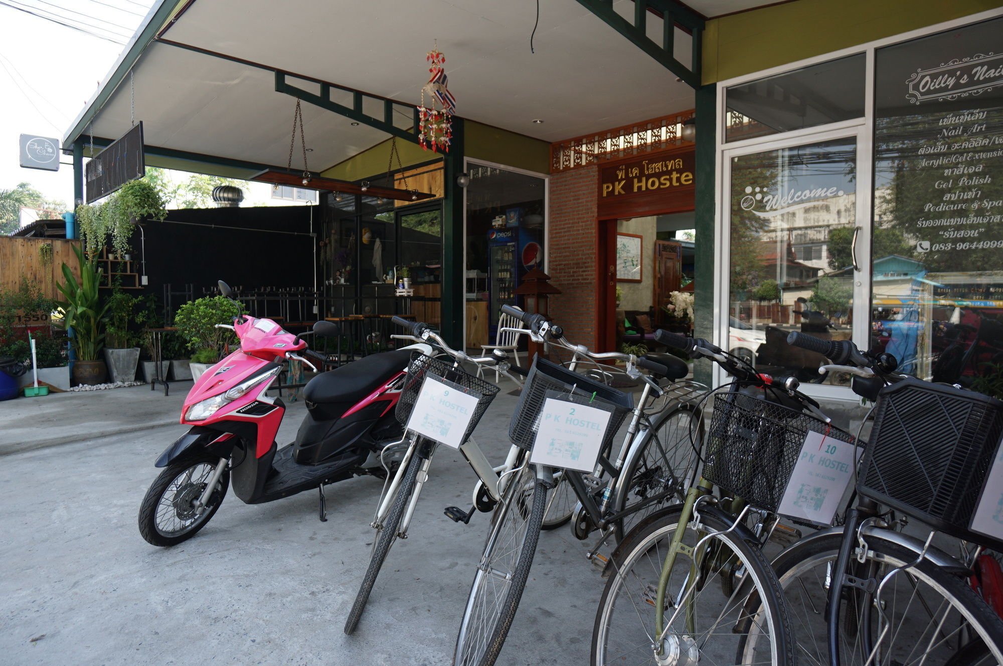 Pk Hostel Ayutthaya Eksteriør billede